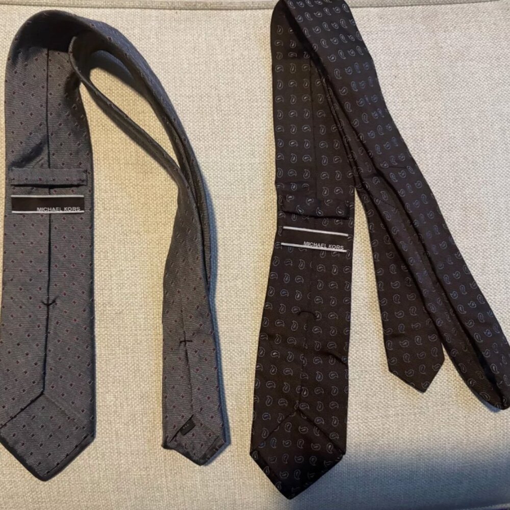 AMAZING MEN'S LIMITED EDITION LOT OF 2 MICHAEL KORS TIES - ITALY - Picture 2 of 2